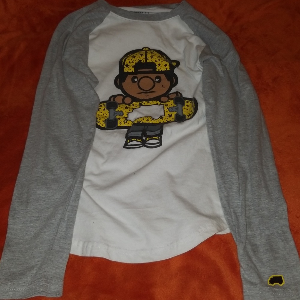 Trukfit Shirt..2 items for $20..